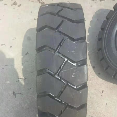 工業用フォークリフト用タイヤ