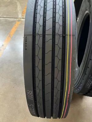 保証期間 3 年 または 120 トラック バス タイヤ 異なる気象条件に適した性能と安全性